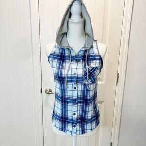 Polly & Esther Juniors Plaid Hooded Button Down Top Size Medium Lightweight